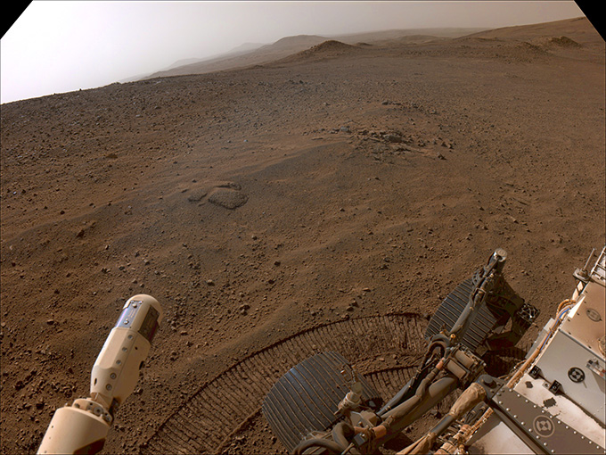 The view of a martyr's brown sandy landscape